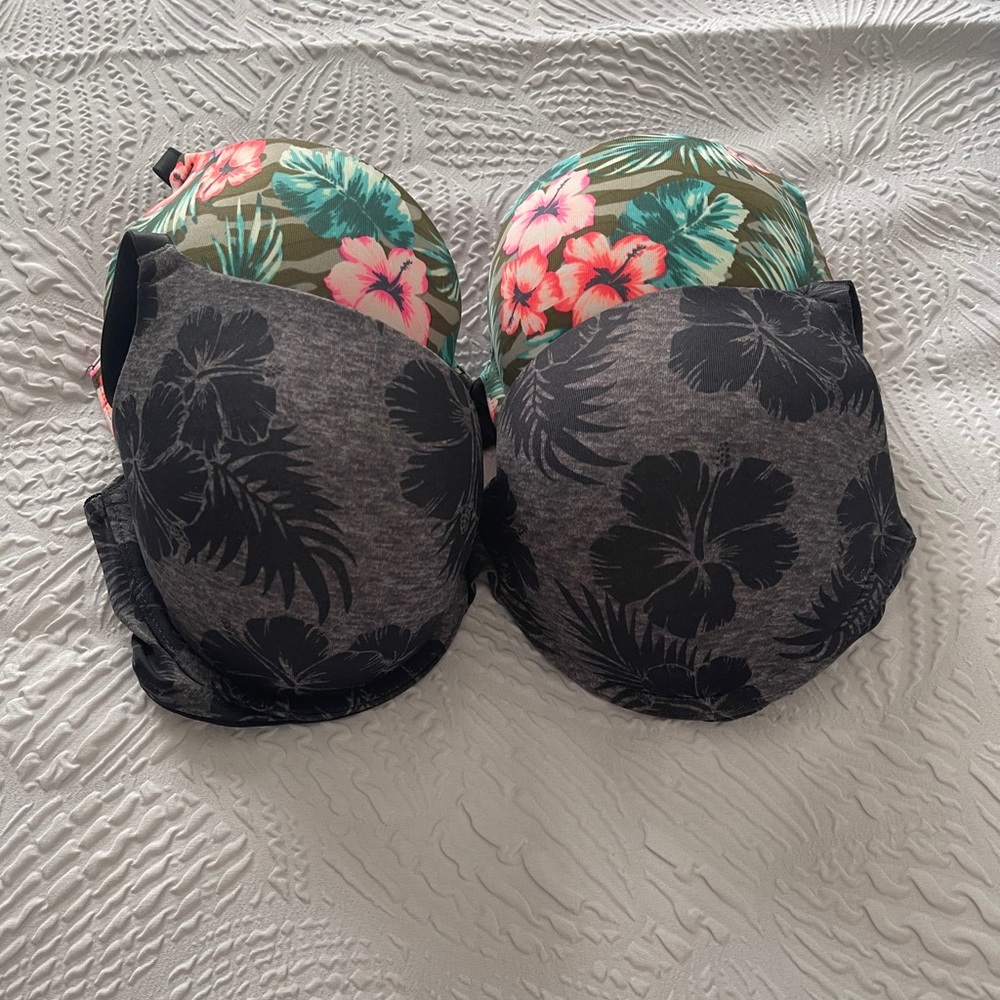 PINK Victoria Secret Bras tropical bundle